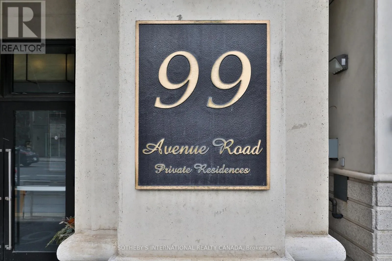 1101 - 99 AVENUE ROAD
