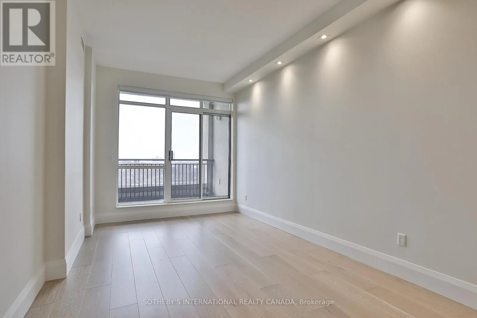 1101 - 99 AVENUE ROAD