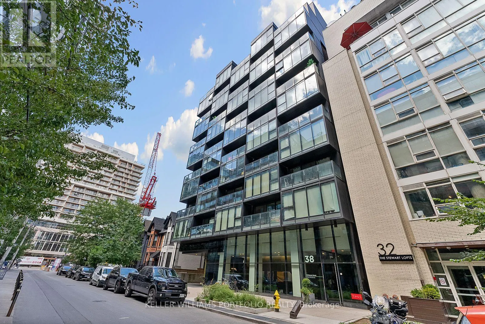 303 - 38 STEWART STREET