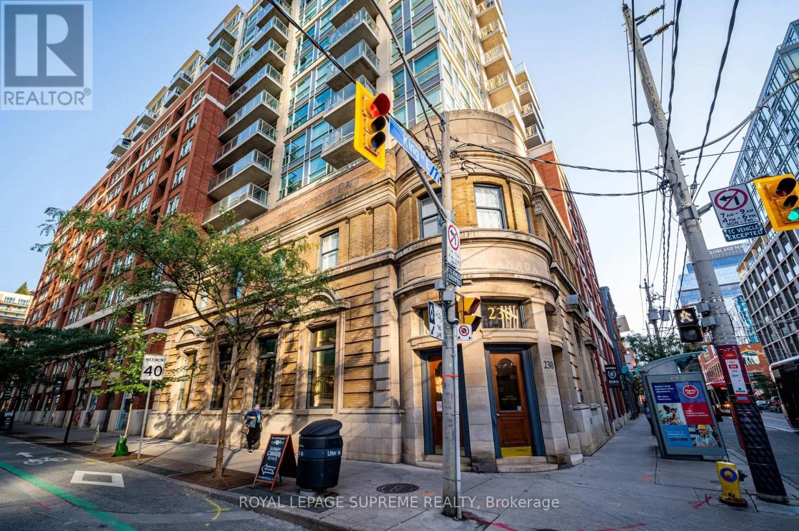 716 - 230 KING STREET E