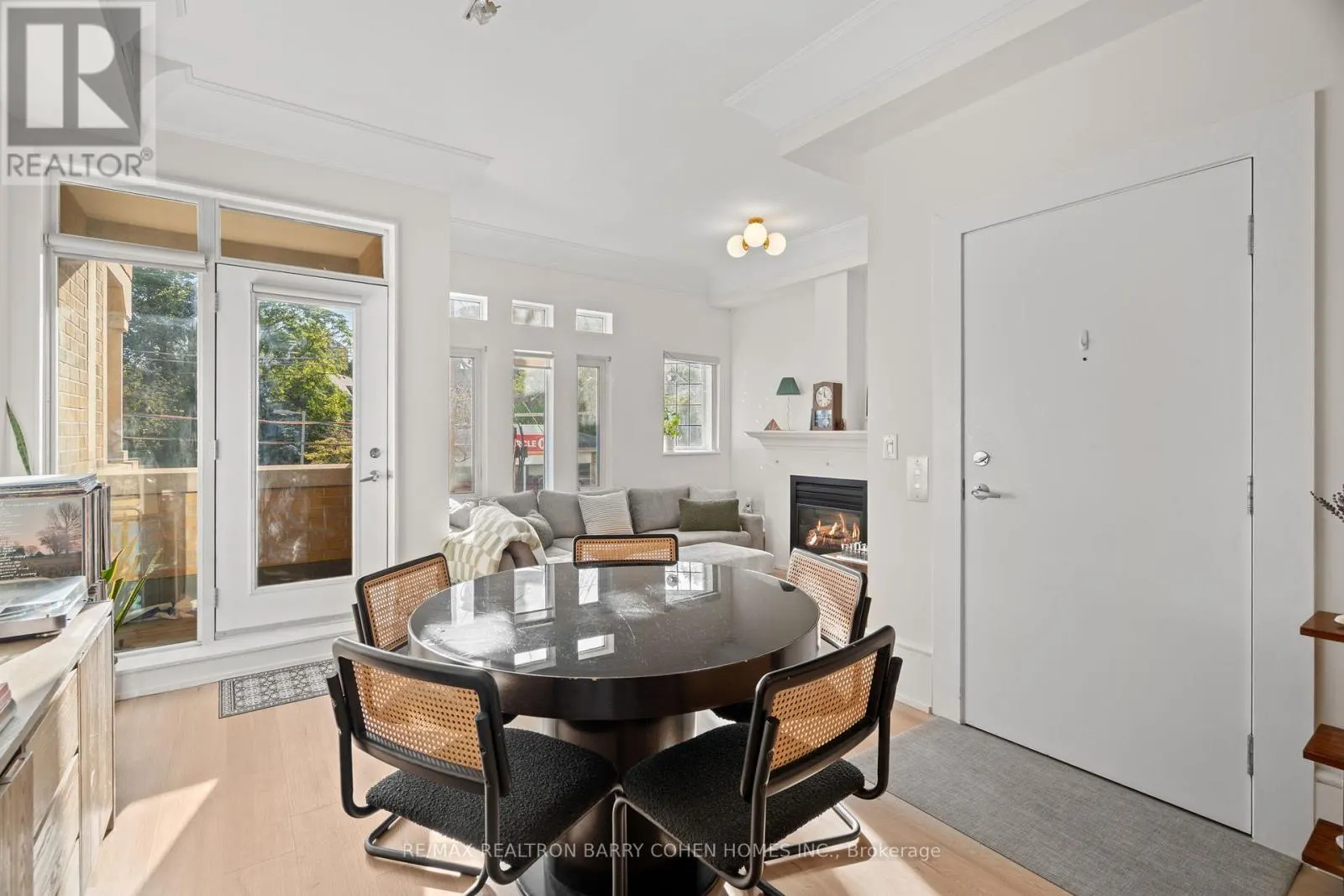 201 - 336 DAVENPORT ROAD