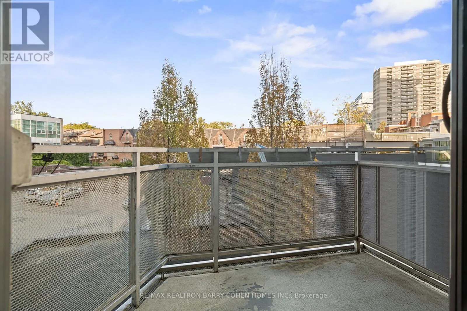 201 - 336 DAVENPORT ROAD