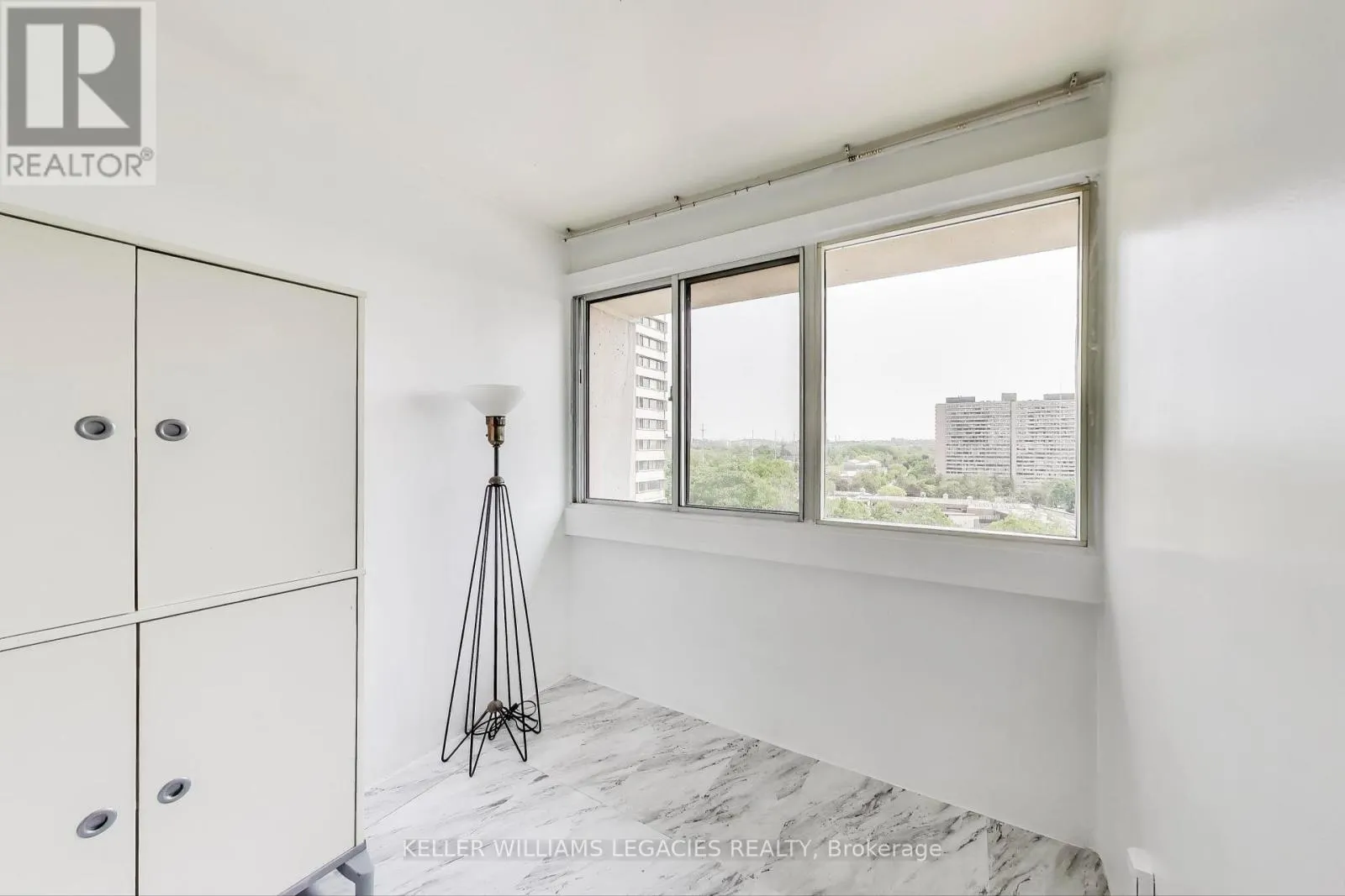 1004 - 715 DON MILLS ROAD