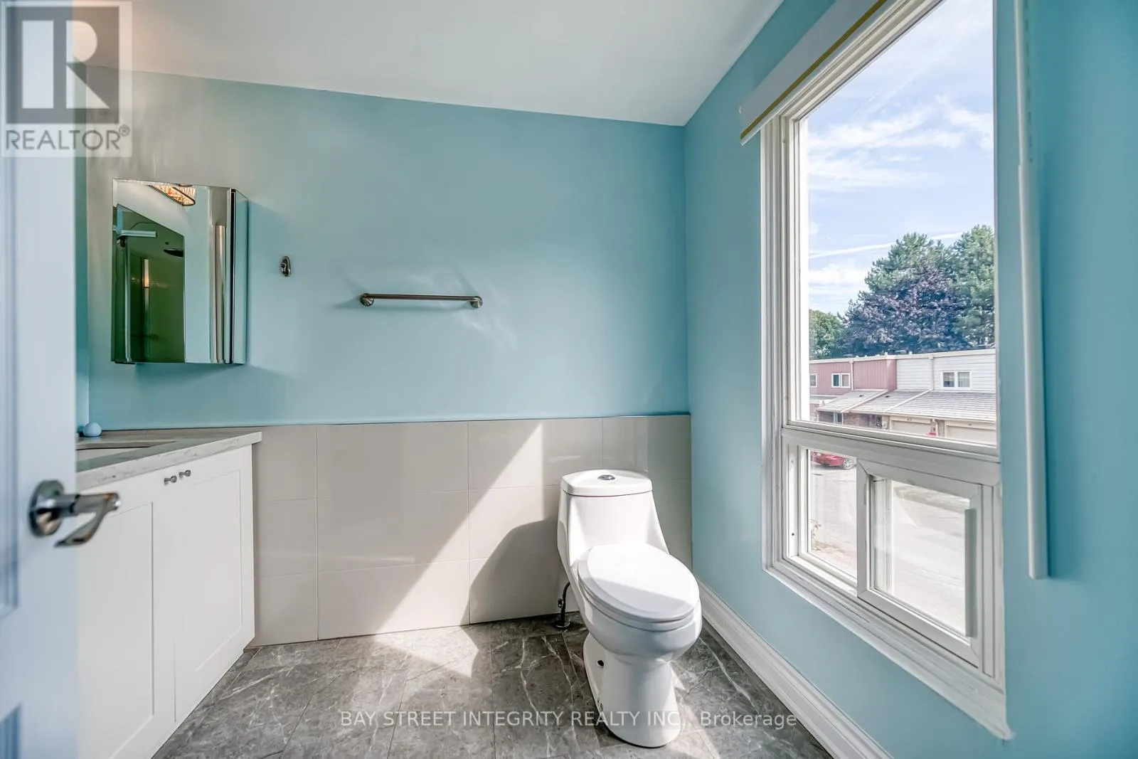 72 ELSA VINE WAY
