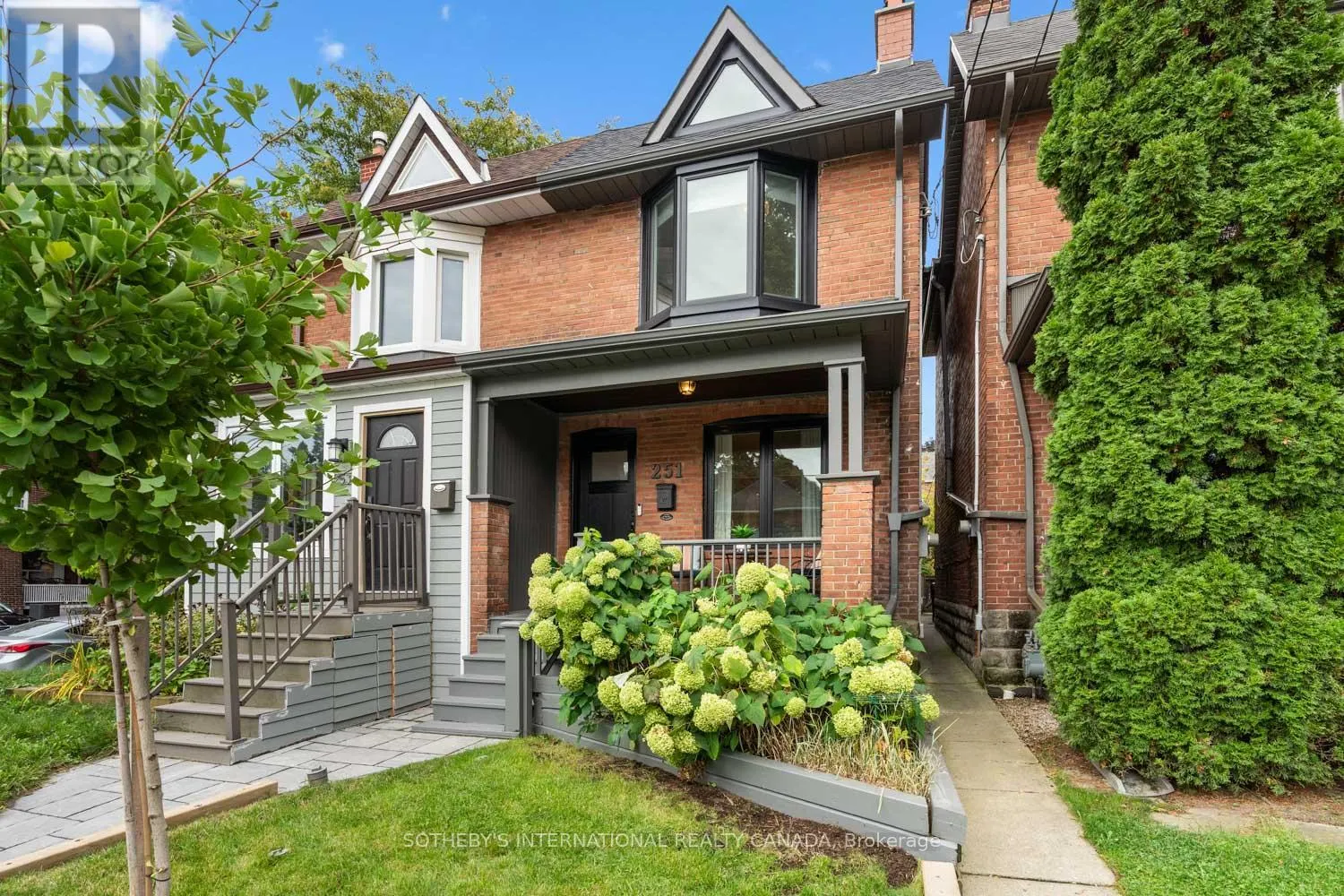 251 BOWOOD AVENUE