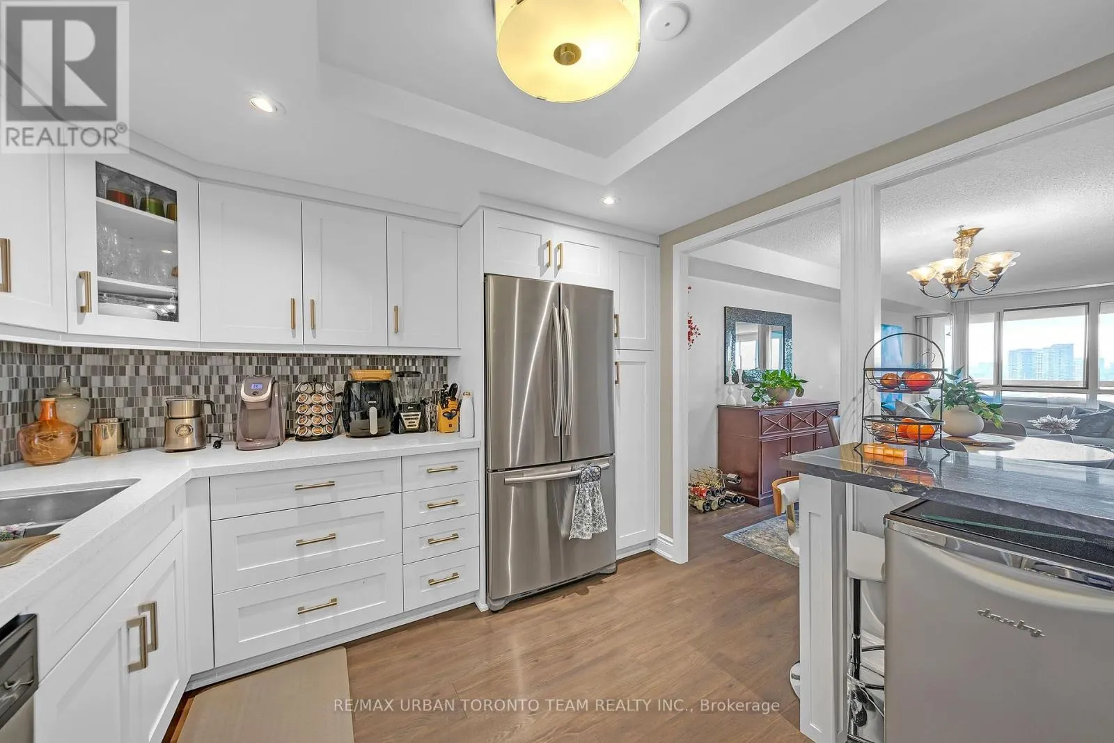 1601 - 3 CONCORDE PLACE