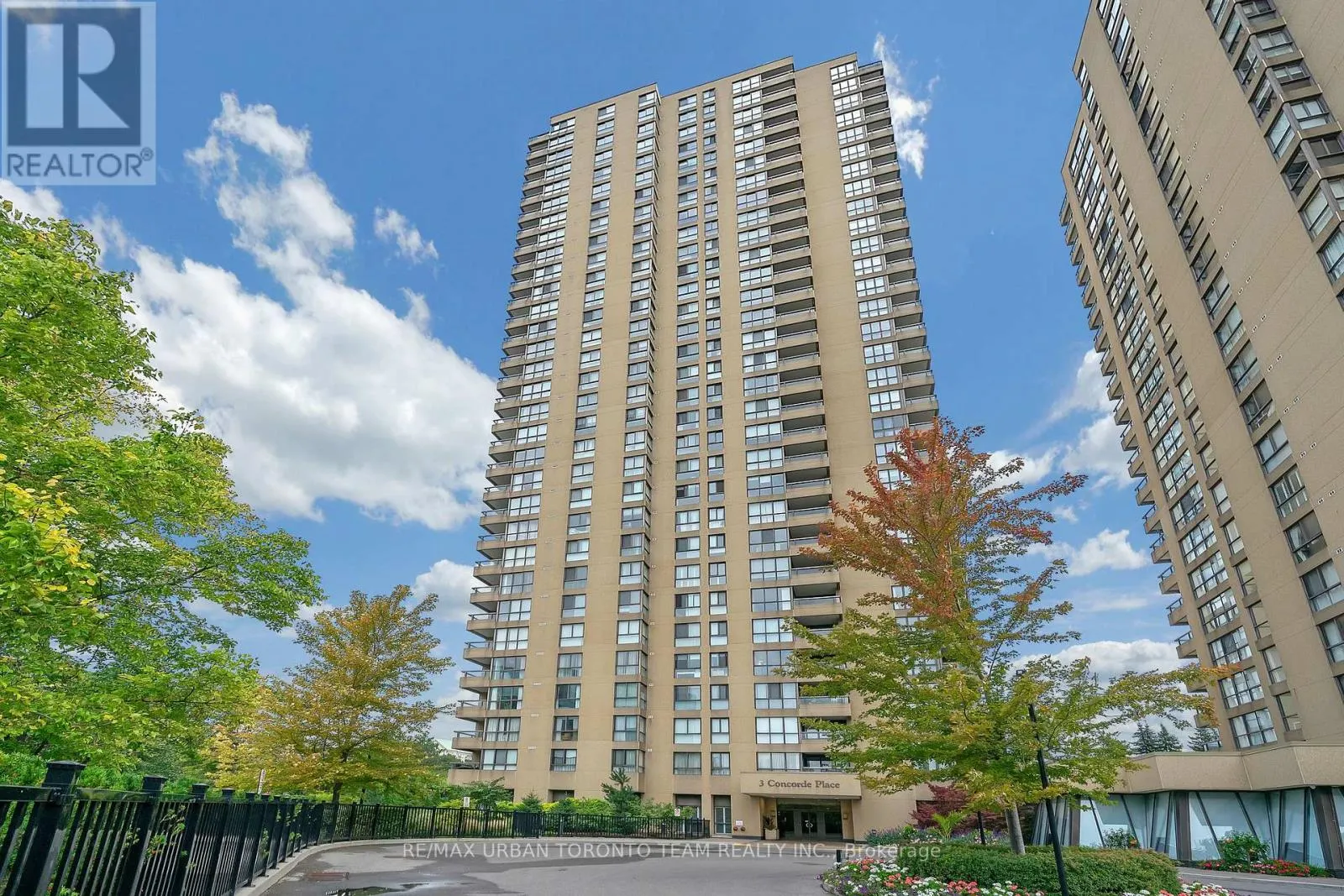 1601 - 3 CONCORDE PLACE