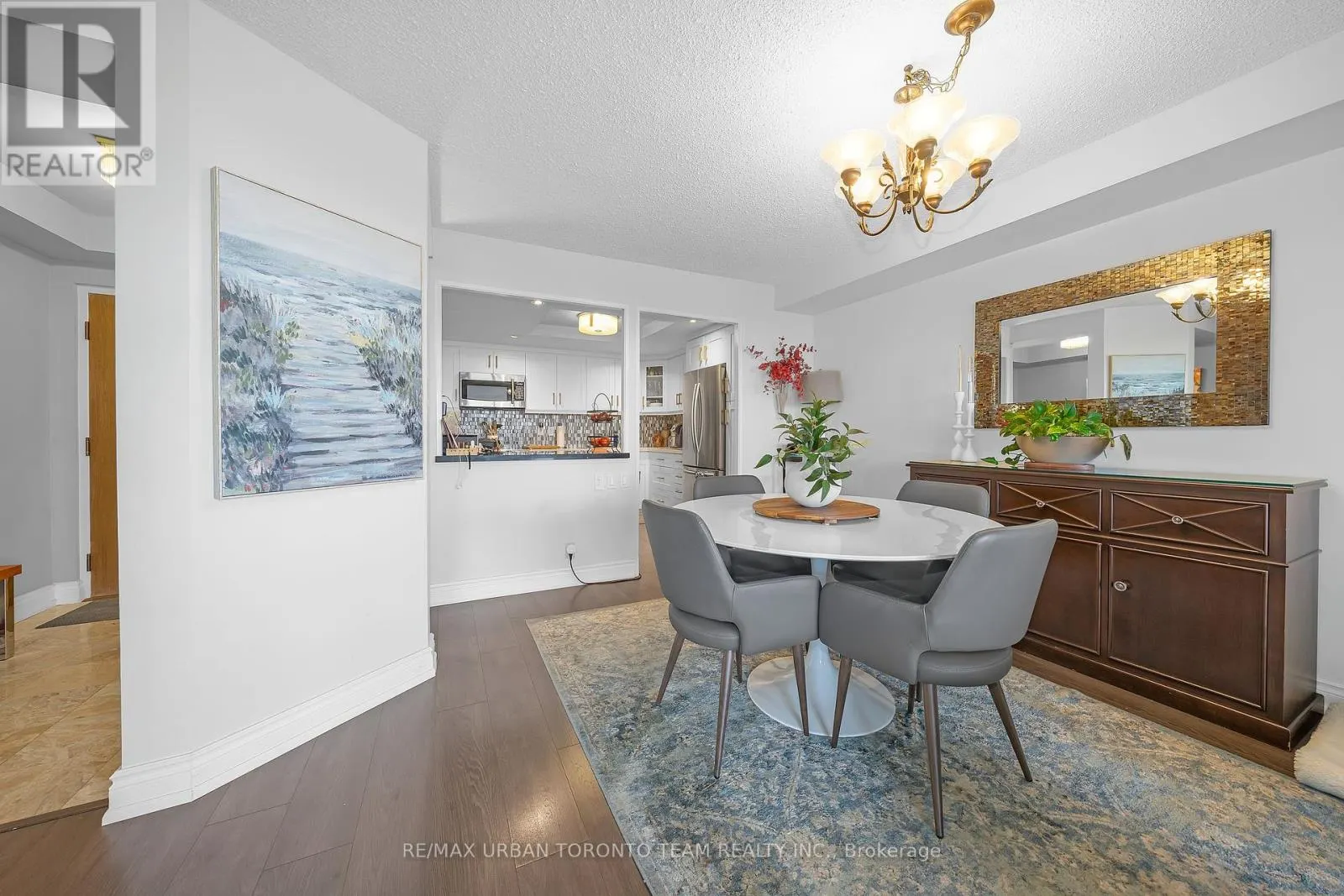 1601 - 3 CONCORDE PLACE
