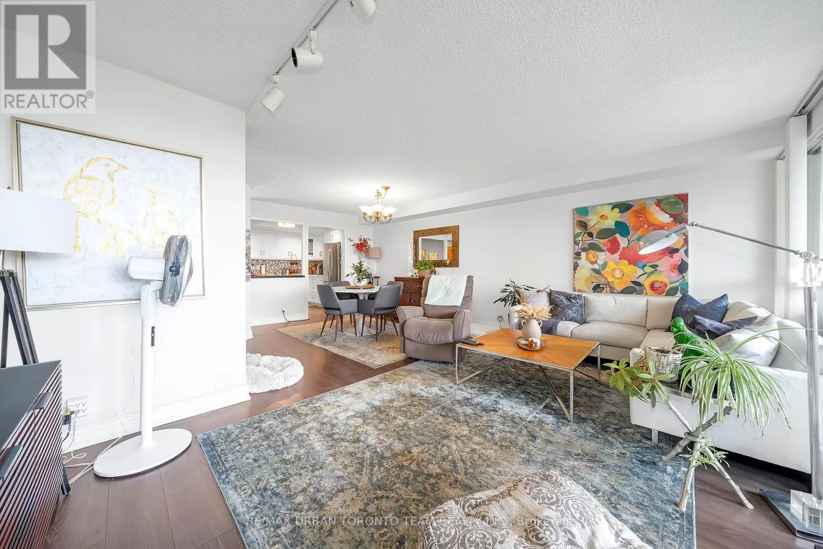 1601 - 3 CONCORDE PLACE