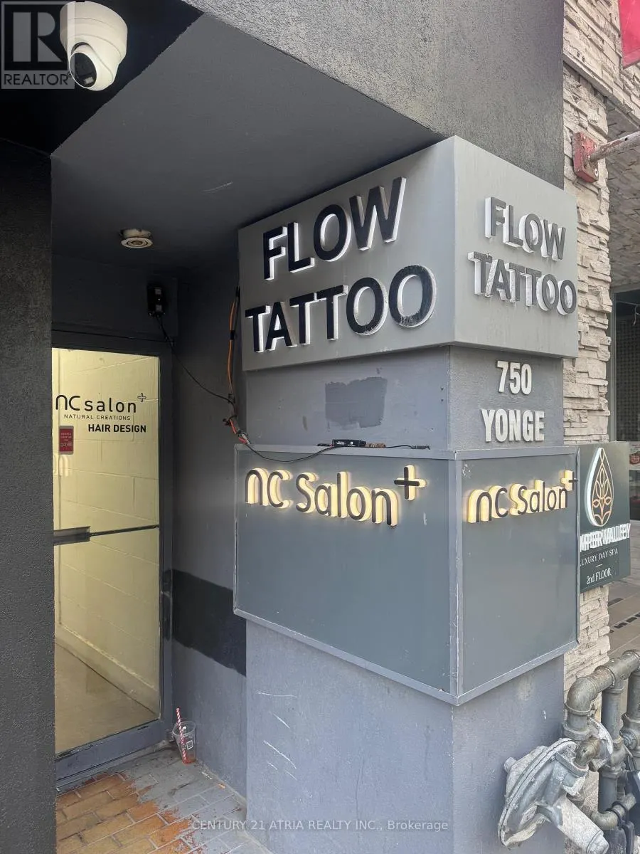 750 YONGE STREET