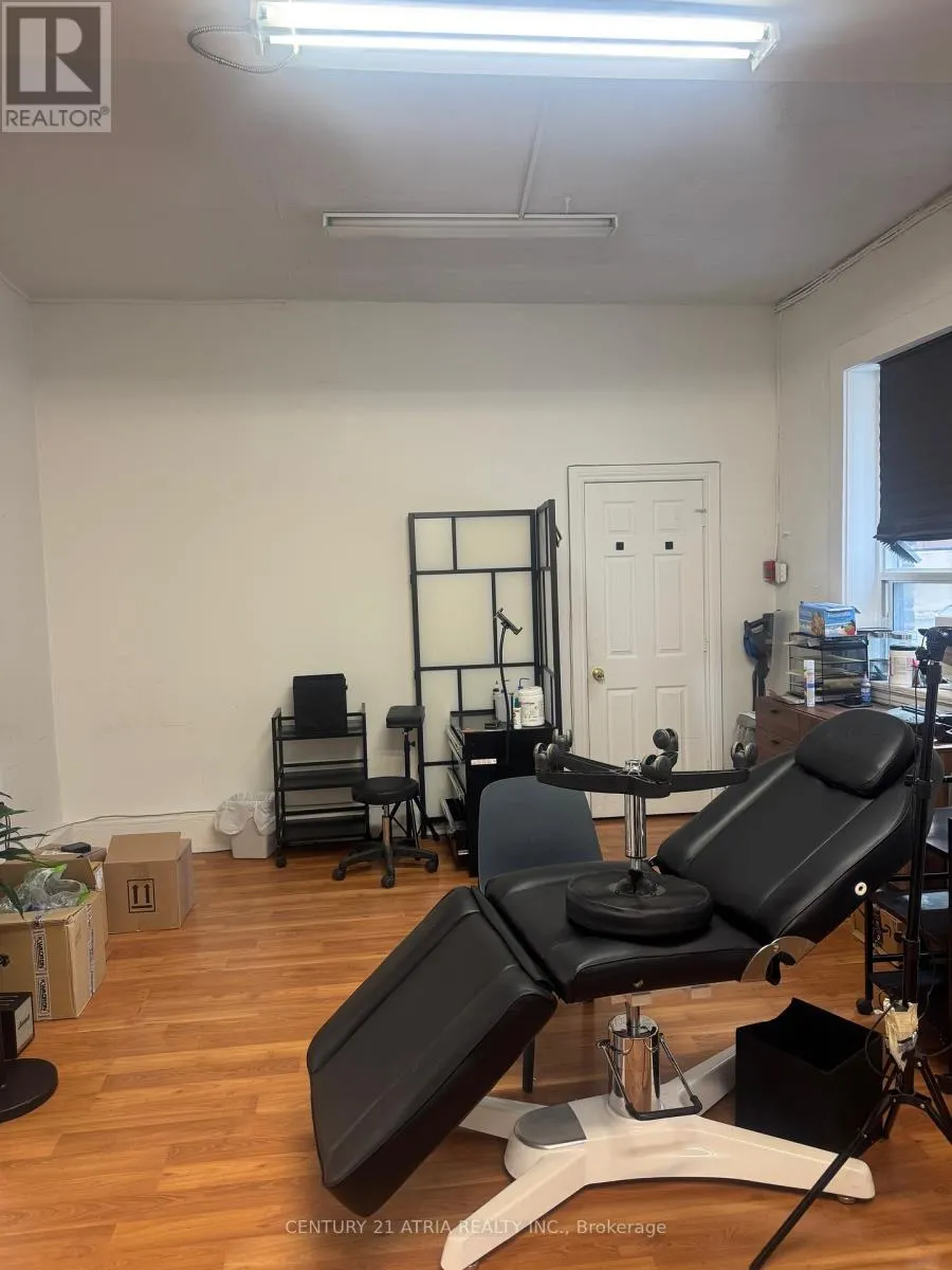 750 YONGE STREET