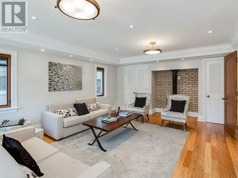 441 ORIOLE PARKWAY