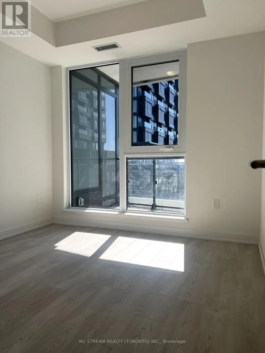 425 - 1 KYLE LOWRY ROAD