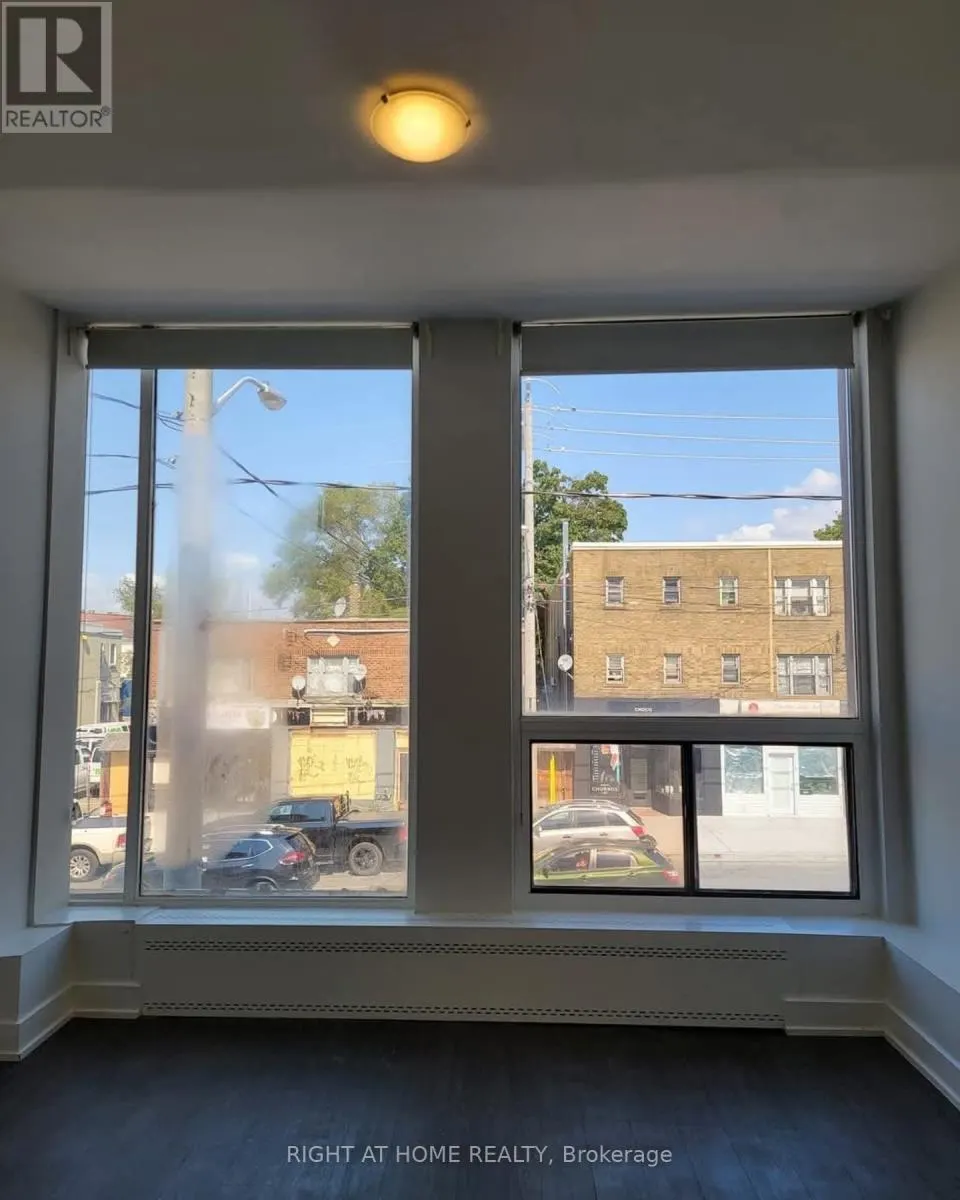 201 - 1807 EGLINTON AVENUE W