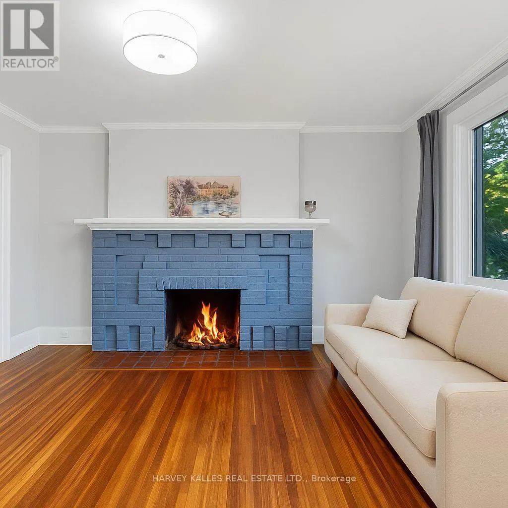 89 LAWRENCE AVENUE W