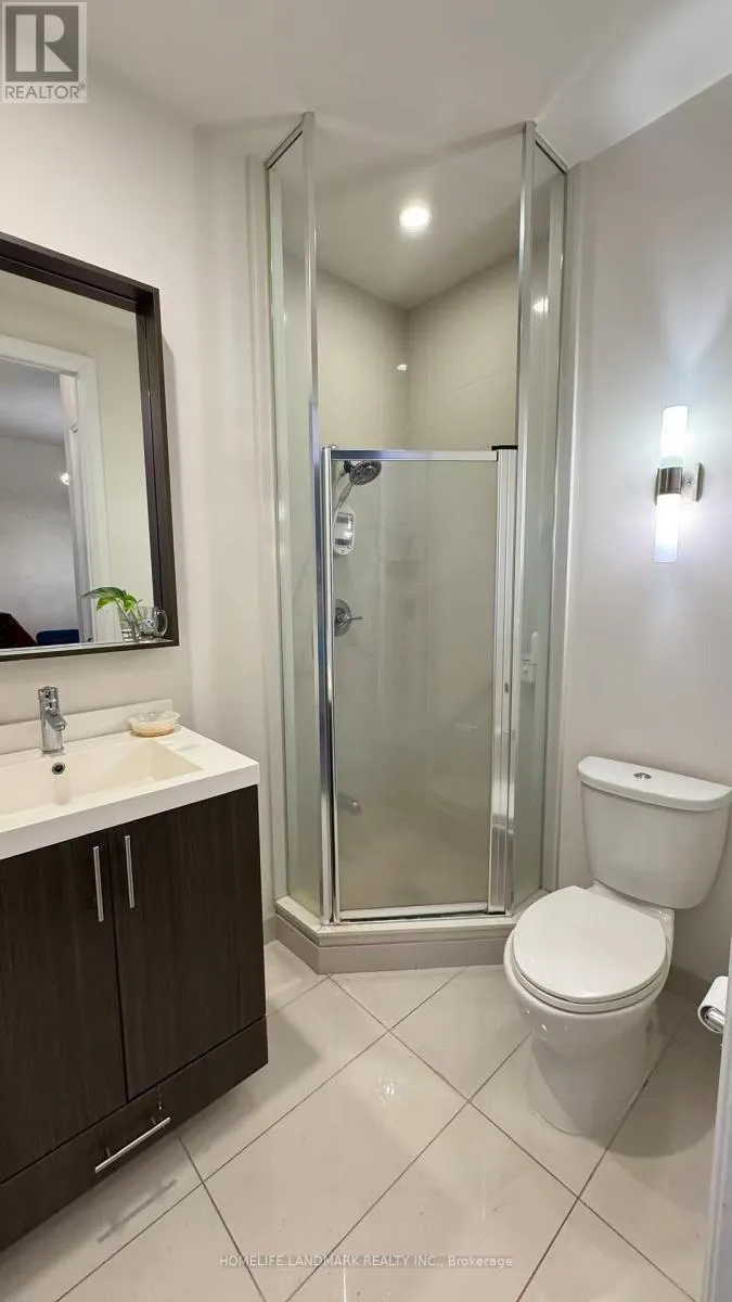 PH11 - 18 GRAYDON HALL DRIVE