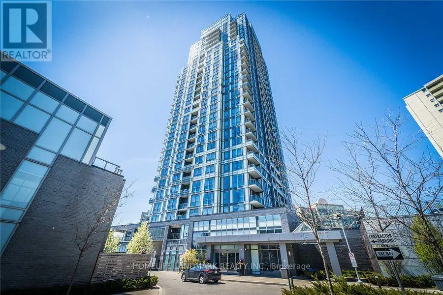PH11 - 18 GRAYDON HALL DRIVE