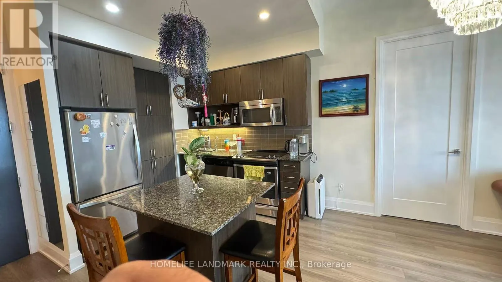 PH11 - 18 GRAYDON HALL DRIVE