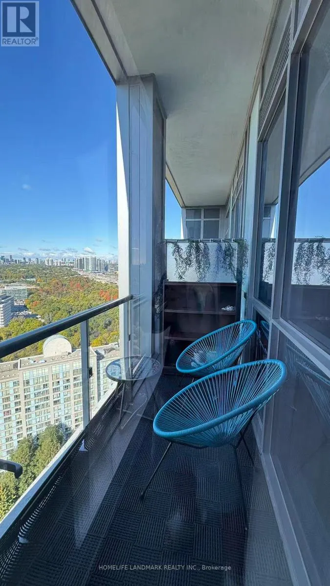 PH11 - 18 GRAYDON HALL DRIVE