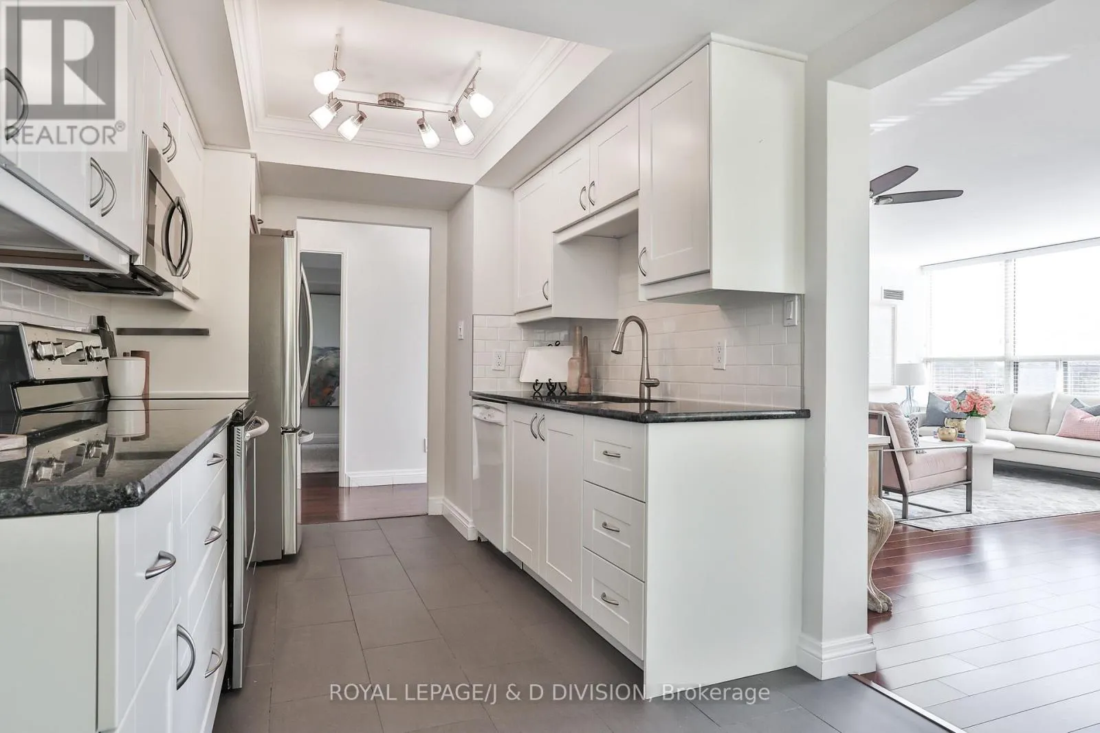 515 - 268 RIDLEY BOULEVARD
