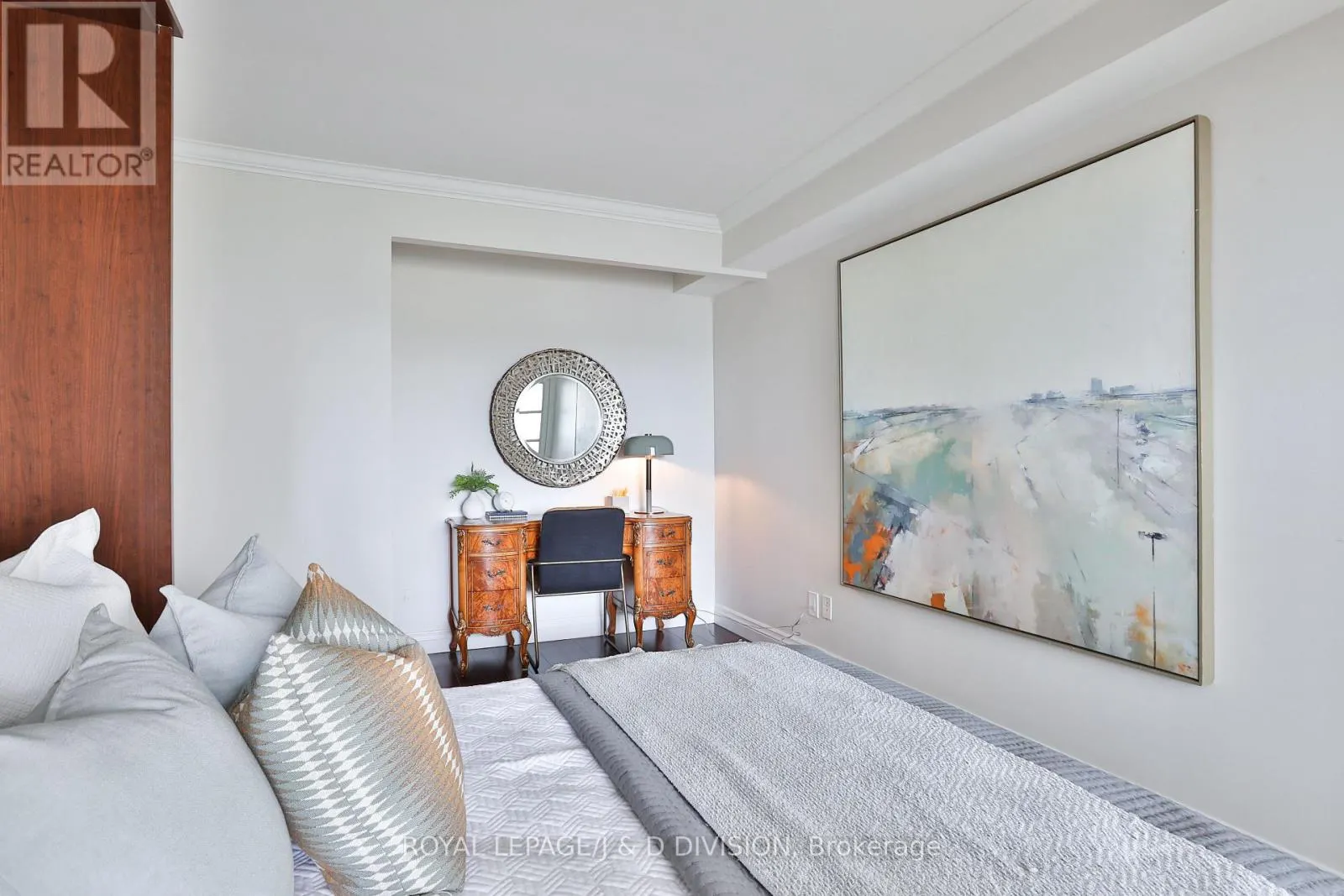 515 - 268 RIDLEY BOULEVARD