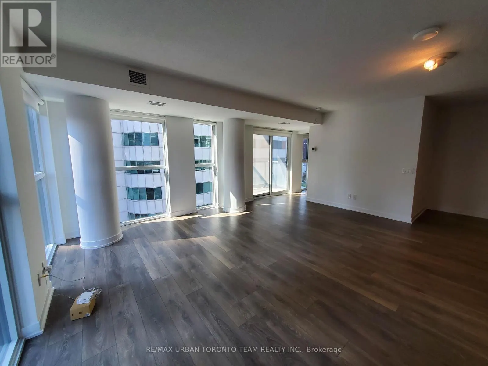 817 - 87 PETER STREET