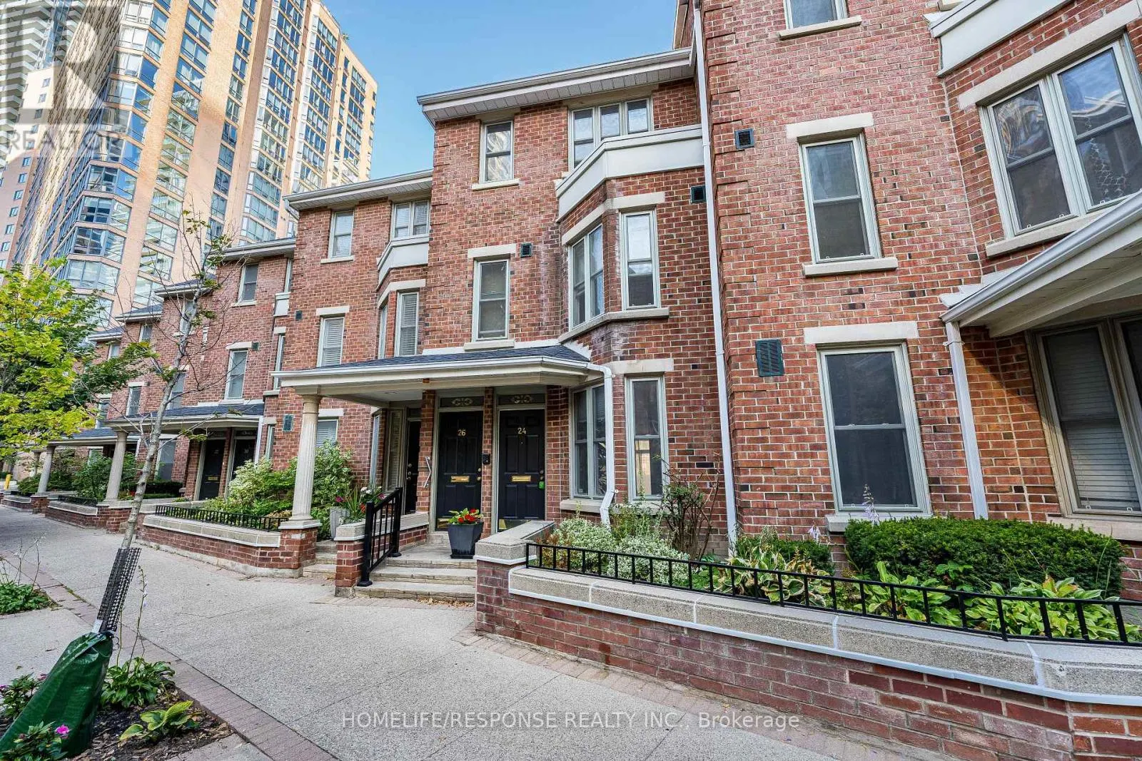 24 IRWIN AVENUE