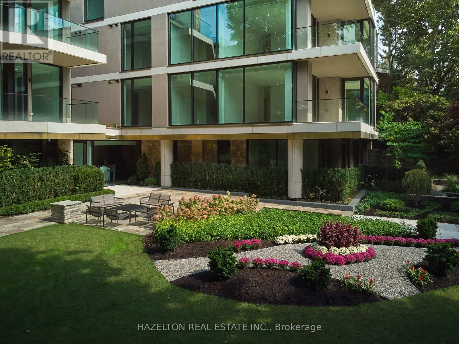 PH3 - 7 DALE AVENUE