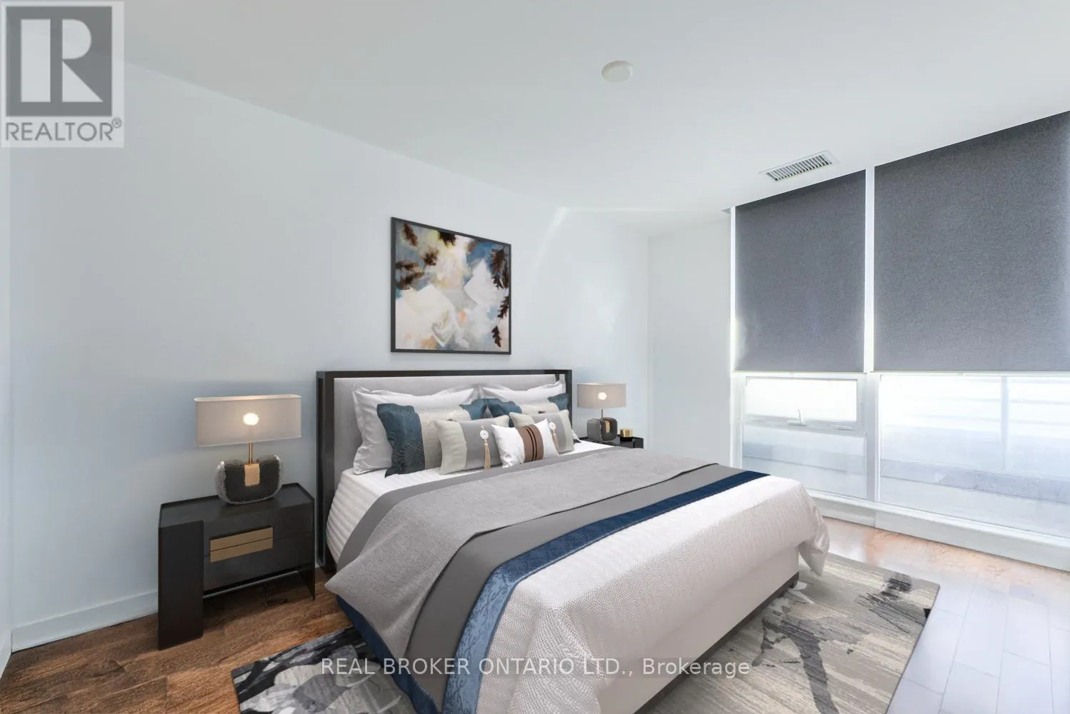401 - 320 RICHMOND STREET E
