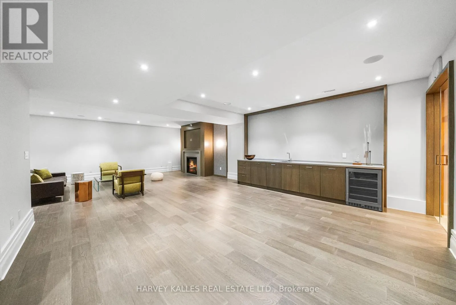 163 CORTLEIGH BOULEVARD