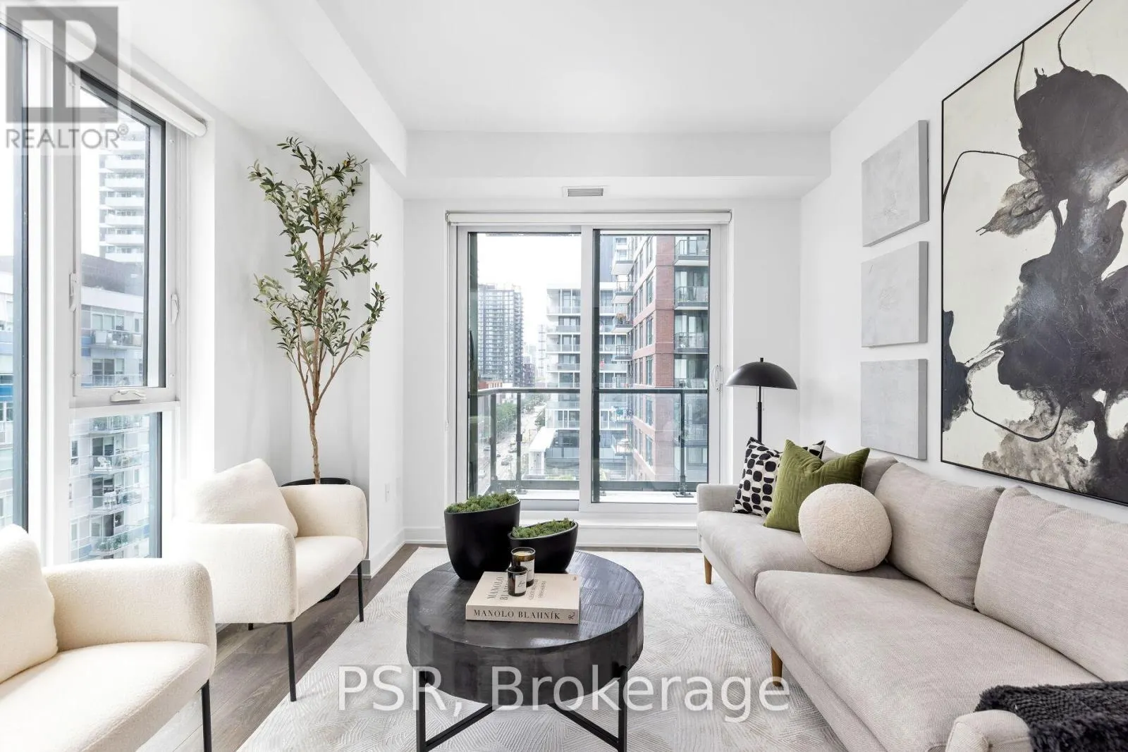 703 - 130 RIVER STREET