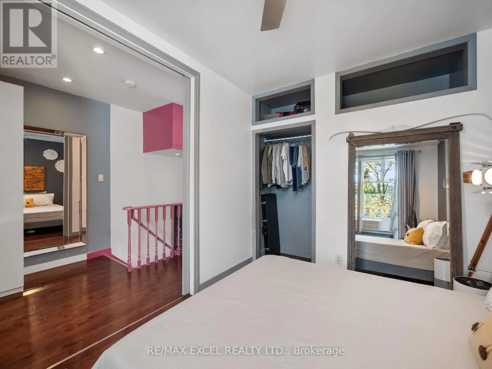 SECOND & THIRD - 137 GERRARD STREET E