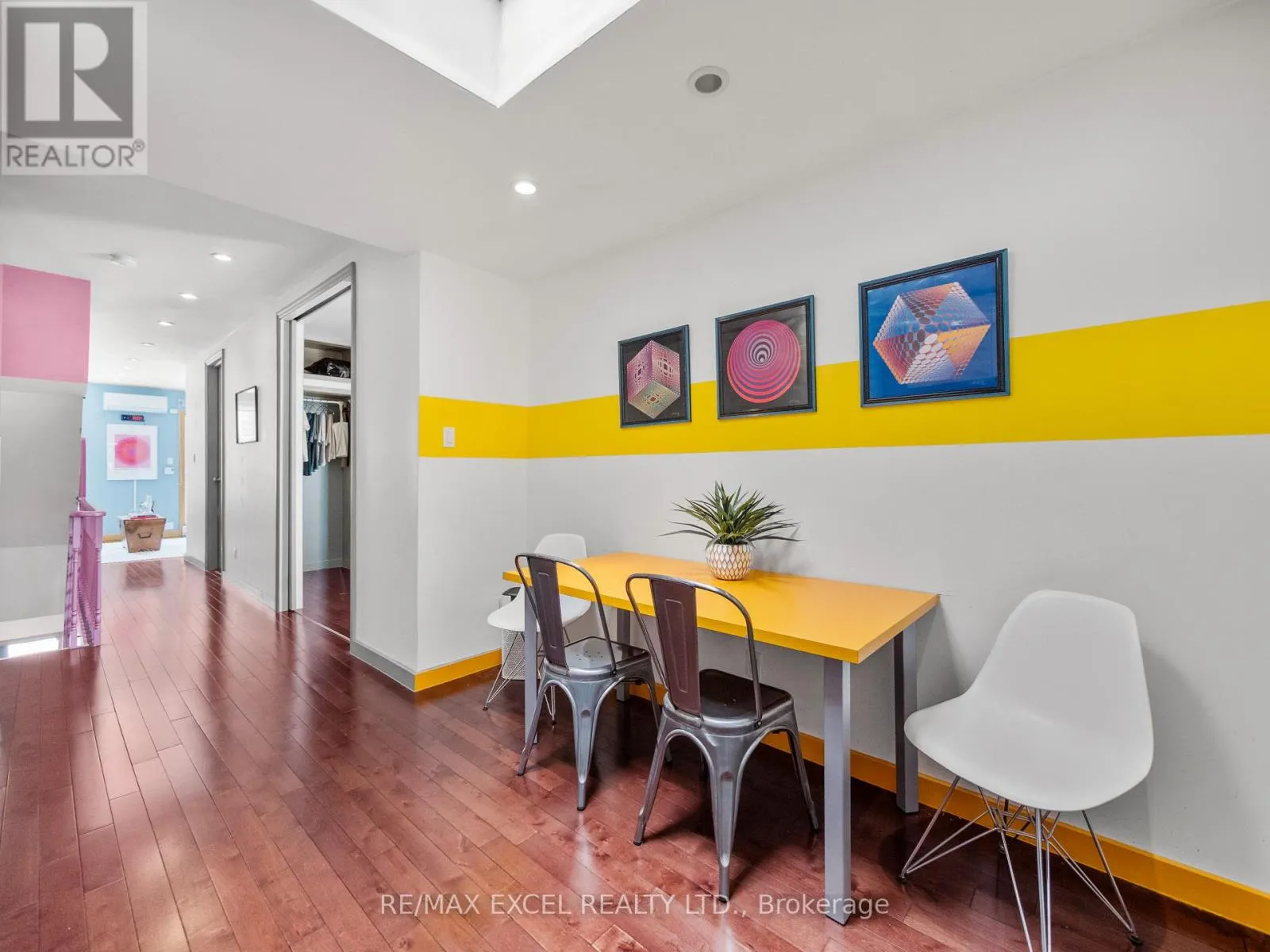 SECOND & THIRD - 137 GERRARD STREET E
