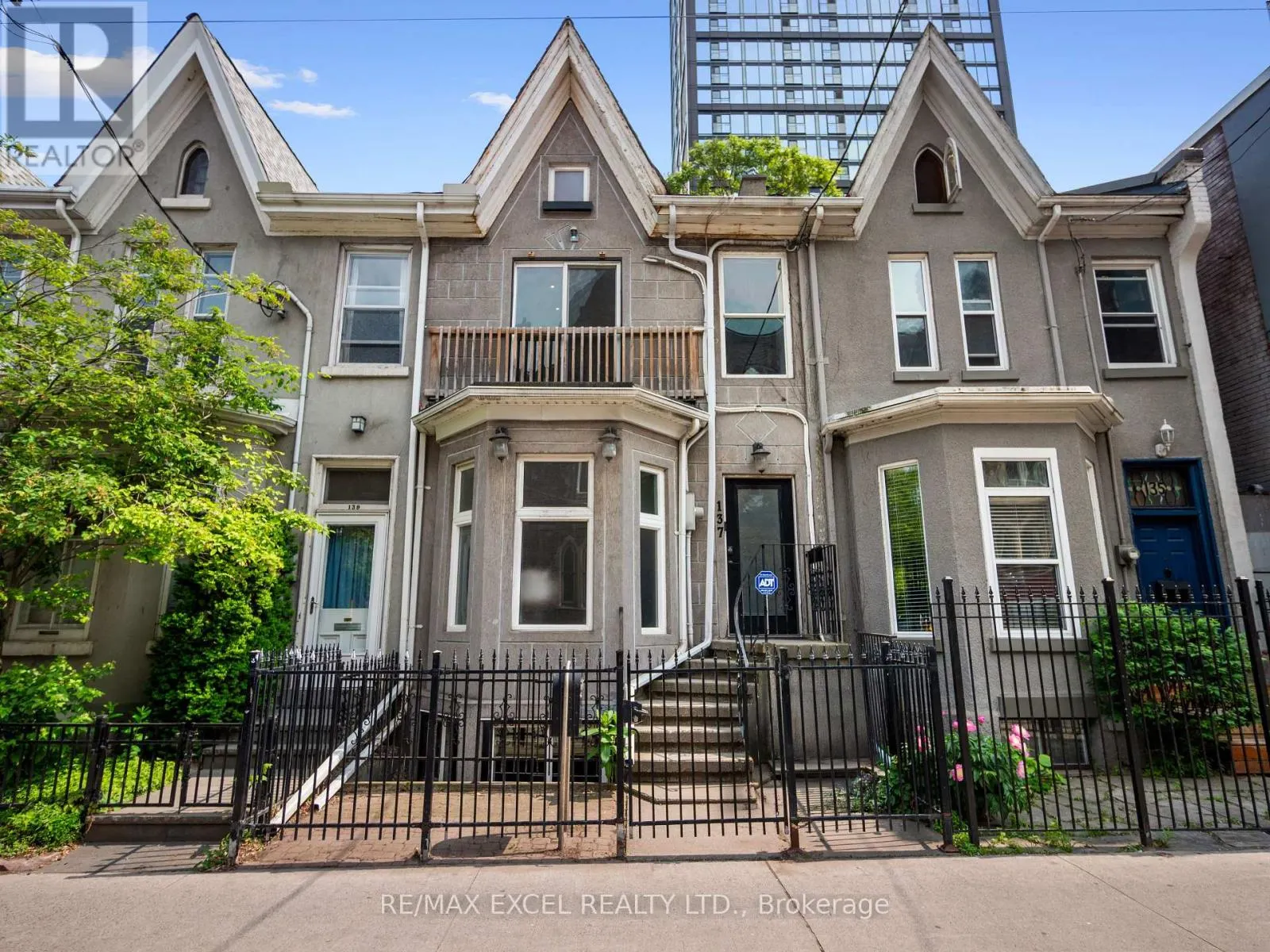 SECOND & THIRD - 137 GERRARD STREET E