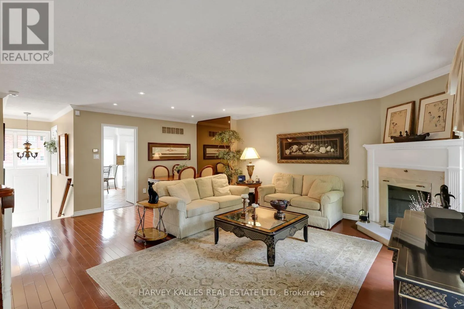 68 SYLVAN VALLEYWAY
