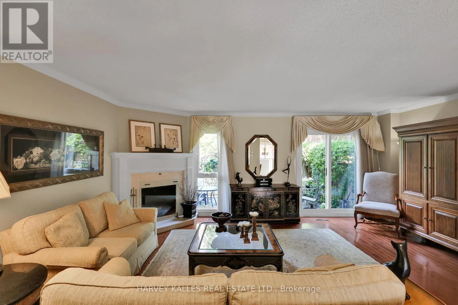 68 SYLVAN VALLEYWAY