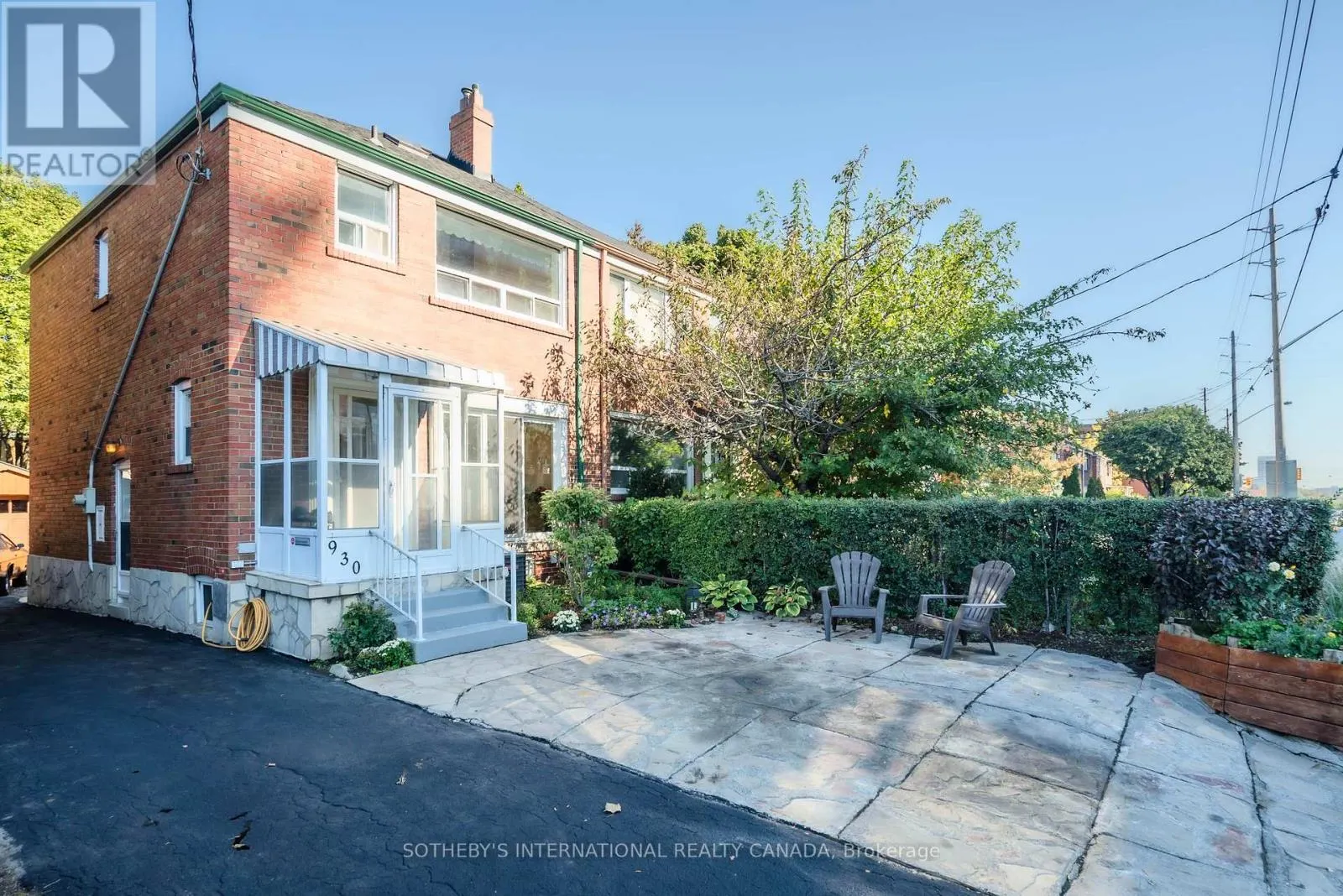 930 EGLINTON AVENUE E
