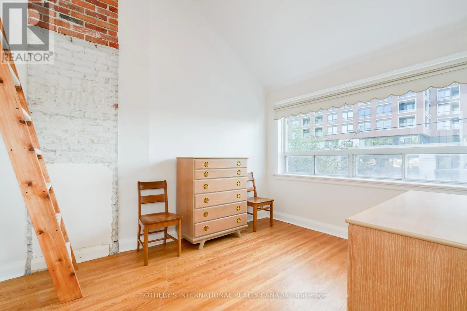 930 EGLINTON AVENUE E