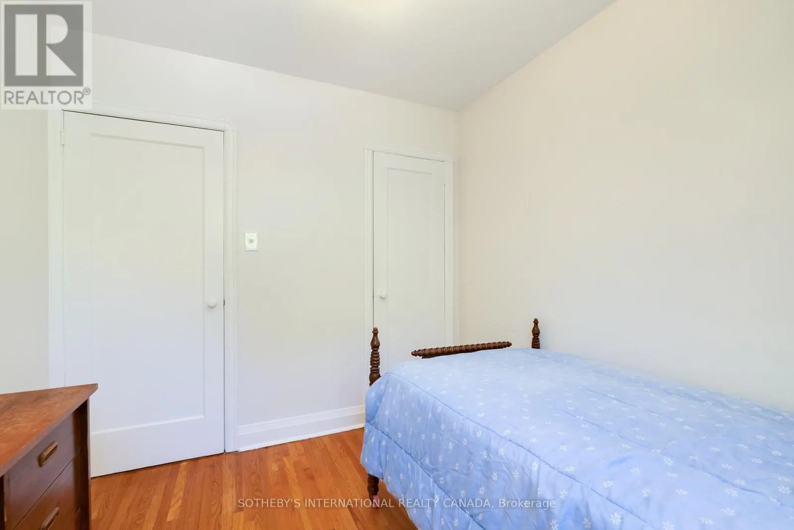 930 EGLINTON AVENUE E