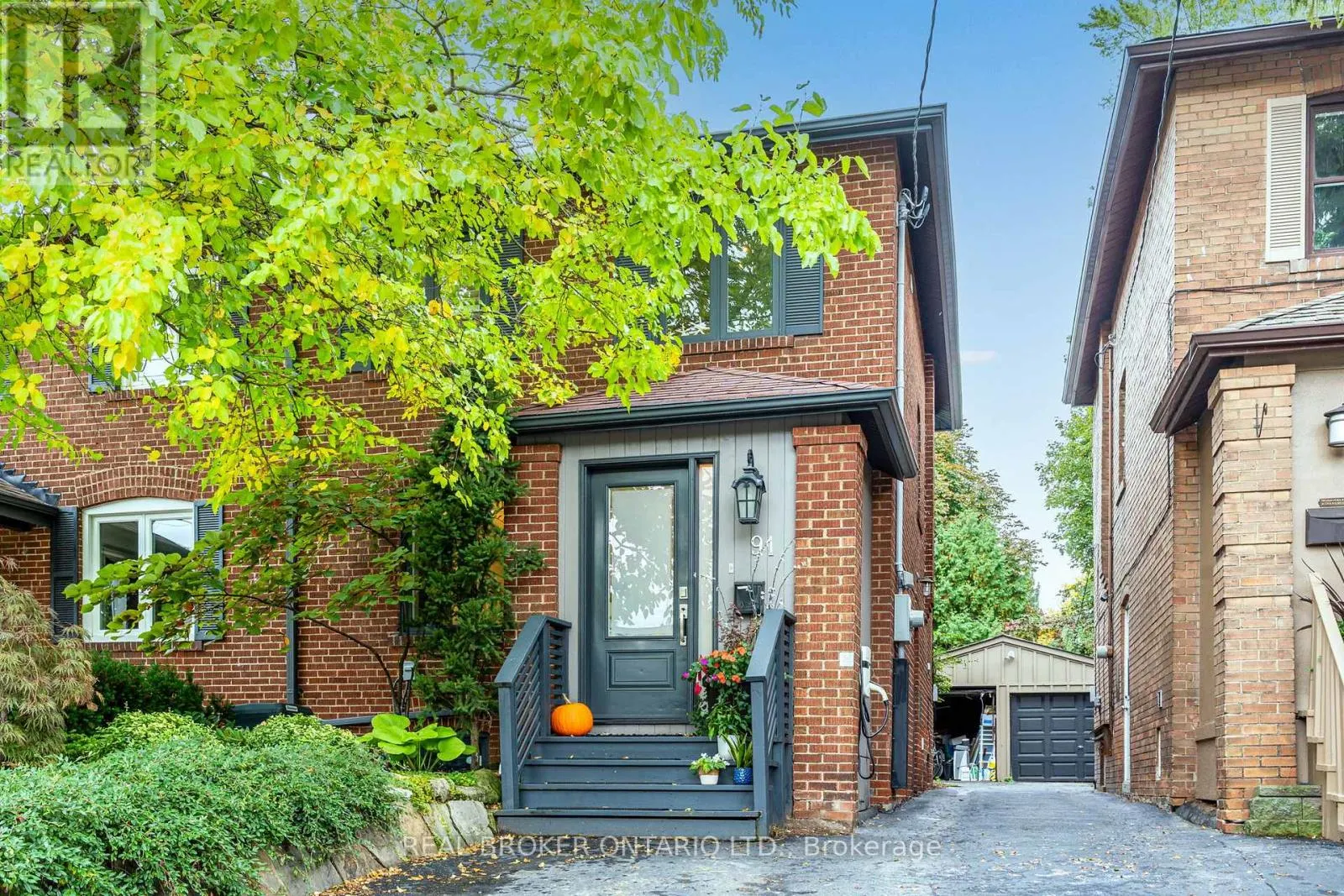 91 LAWRENCE AVENUE
