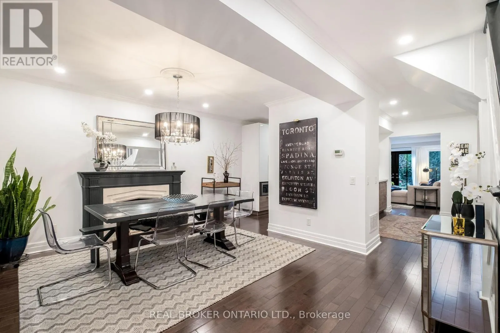 91 LAWRENCE AVENUE