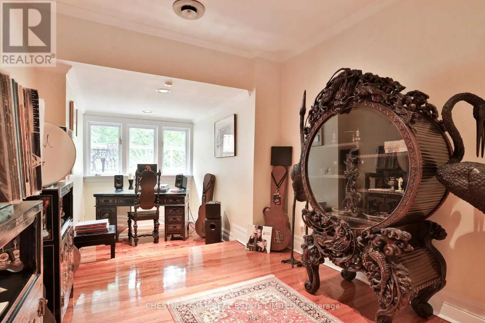 5 CASTLE FRANK CRESCENT