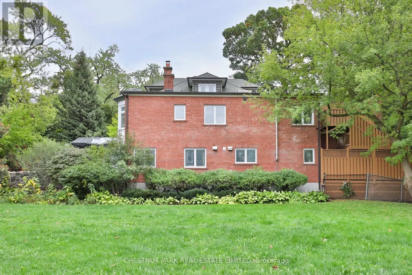 5 CASTLE FRANK CRESCENT
