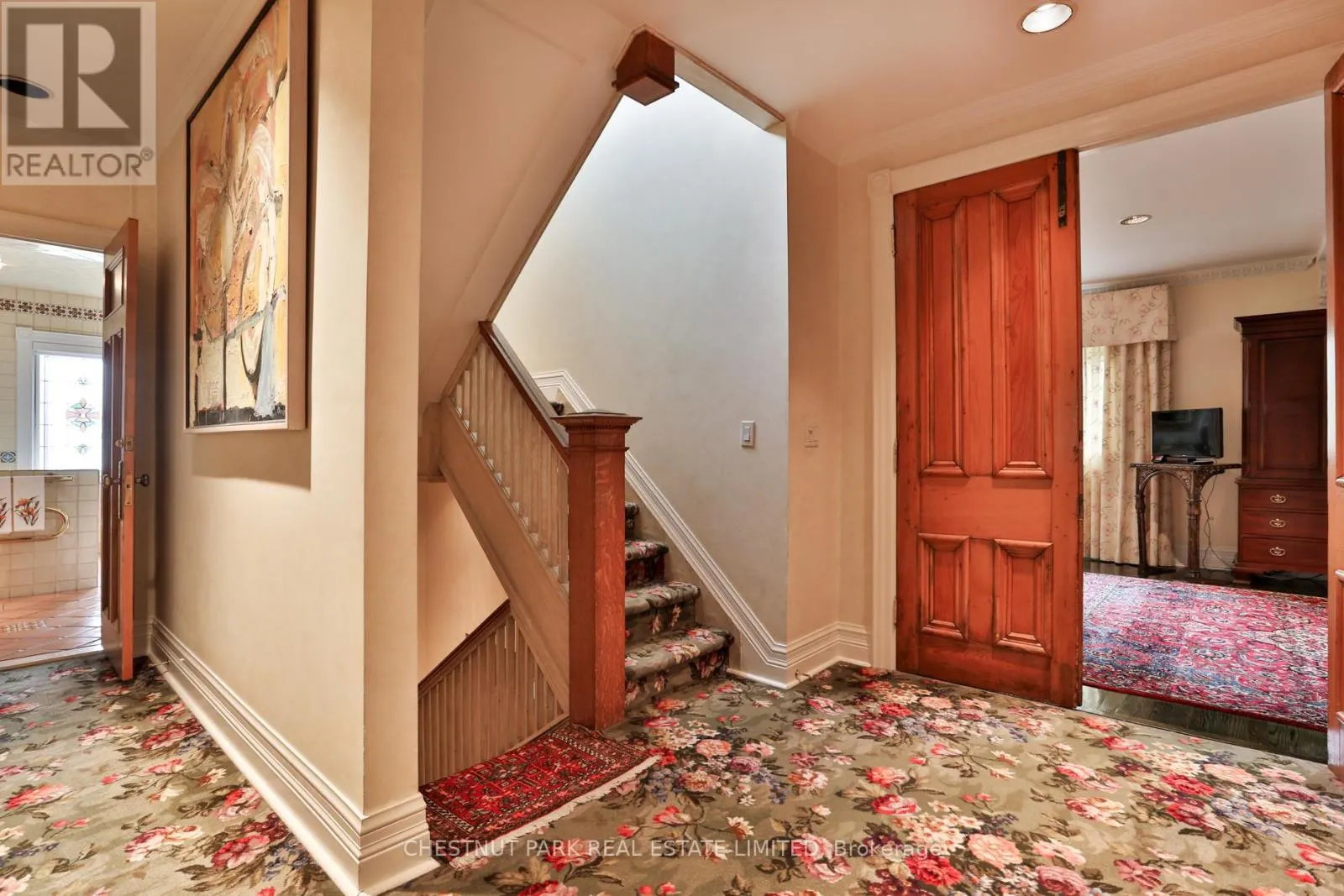 5 CASTLE FRANK CRESCENT