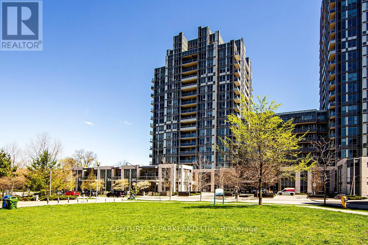 307 - 120 HARRISON GARDEN BOULEVARD