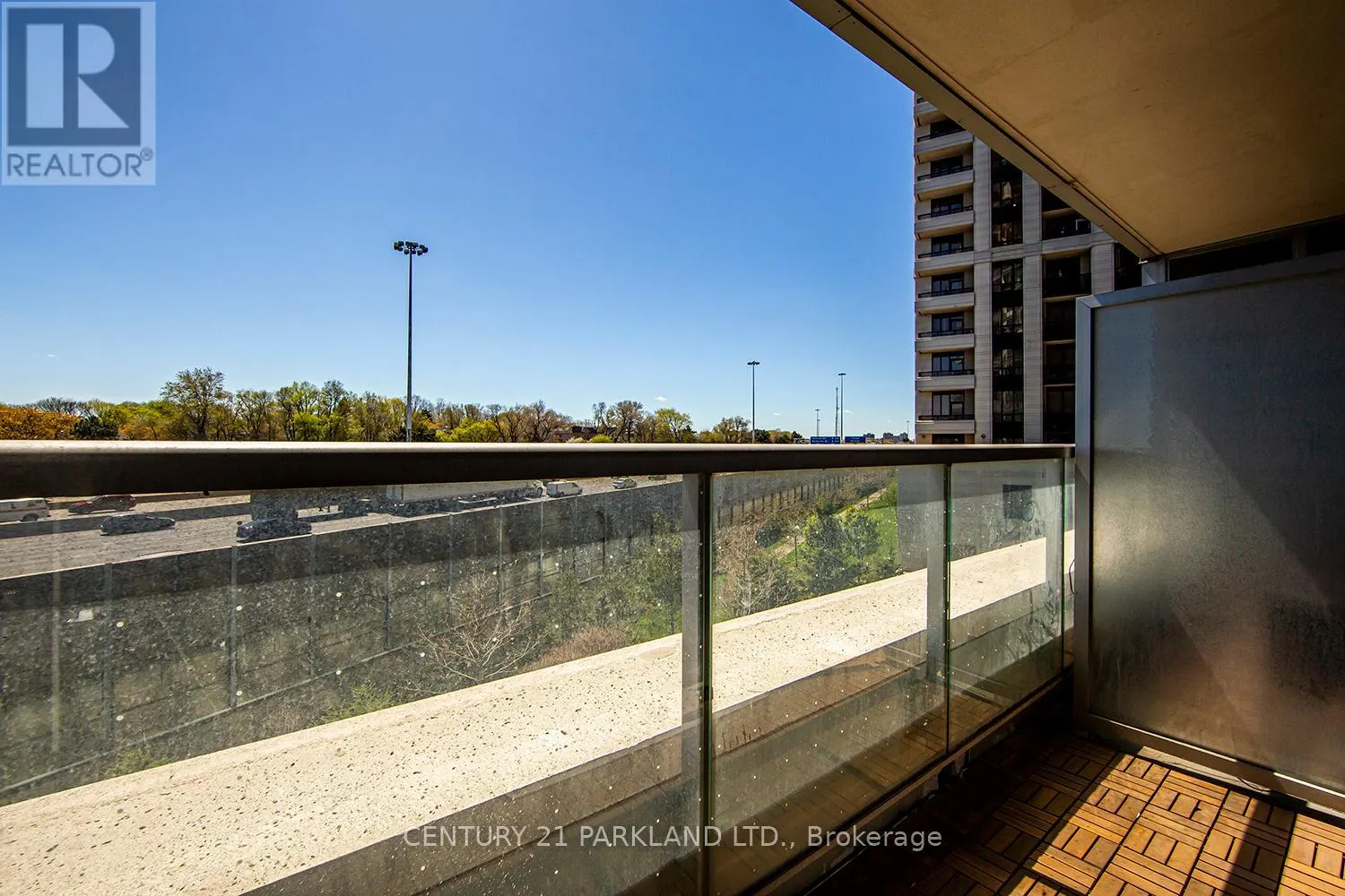 307 - 120 HARRISON GARDEN BOULEVARD