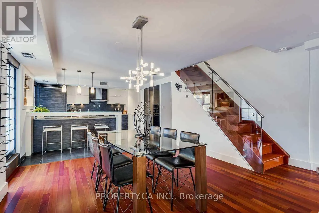 403 - 349 ST CLAIR AVENUE W