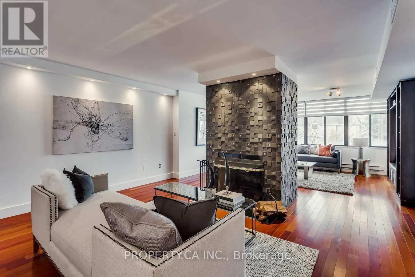 403 - 349 ST CLAIR AVENUE W