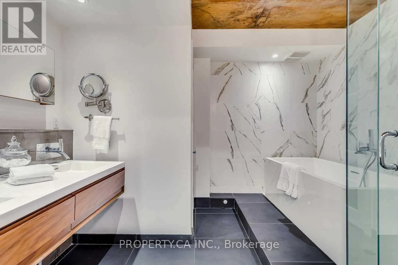403 - 349 ST CLAIR AVENUE W