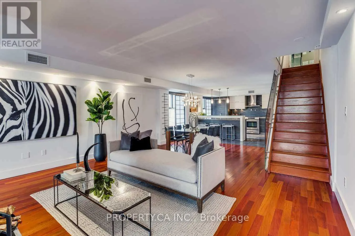 403 - 349 ST CLAIR AVENUE W